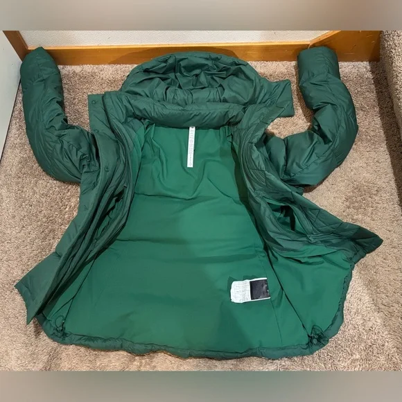 Lululemon Wunder Puff Puffer Jacket in Everglade Green - Size 8 - Picture 5 of 16